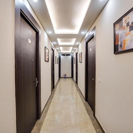 Super Townhouse The Royal Casa Hotel Ghaziabad Bagian luar foto