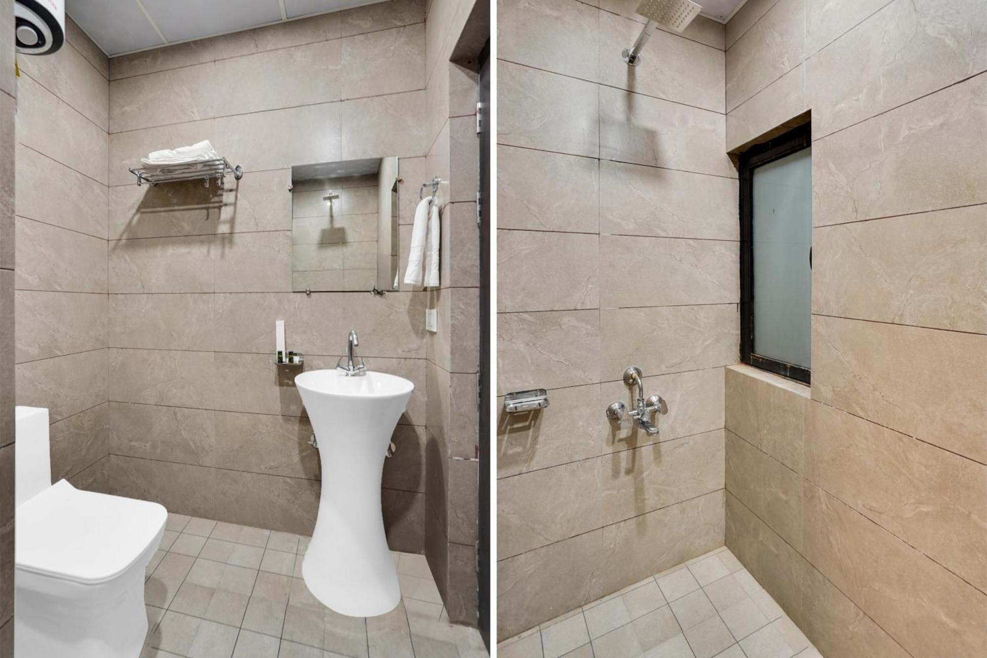Super Townhouse The Royal Casa Hotel Ghaziabad Bagian luar foto